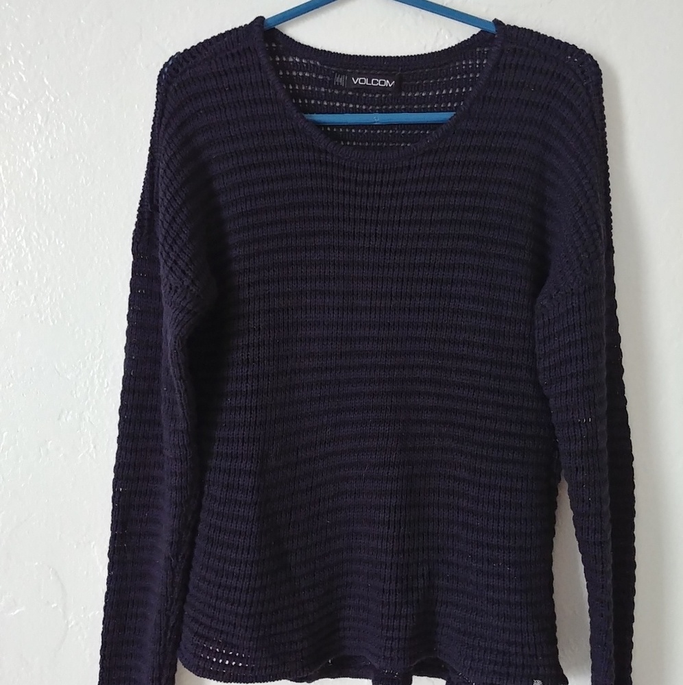 Volcom sweater